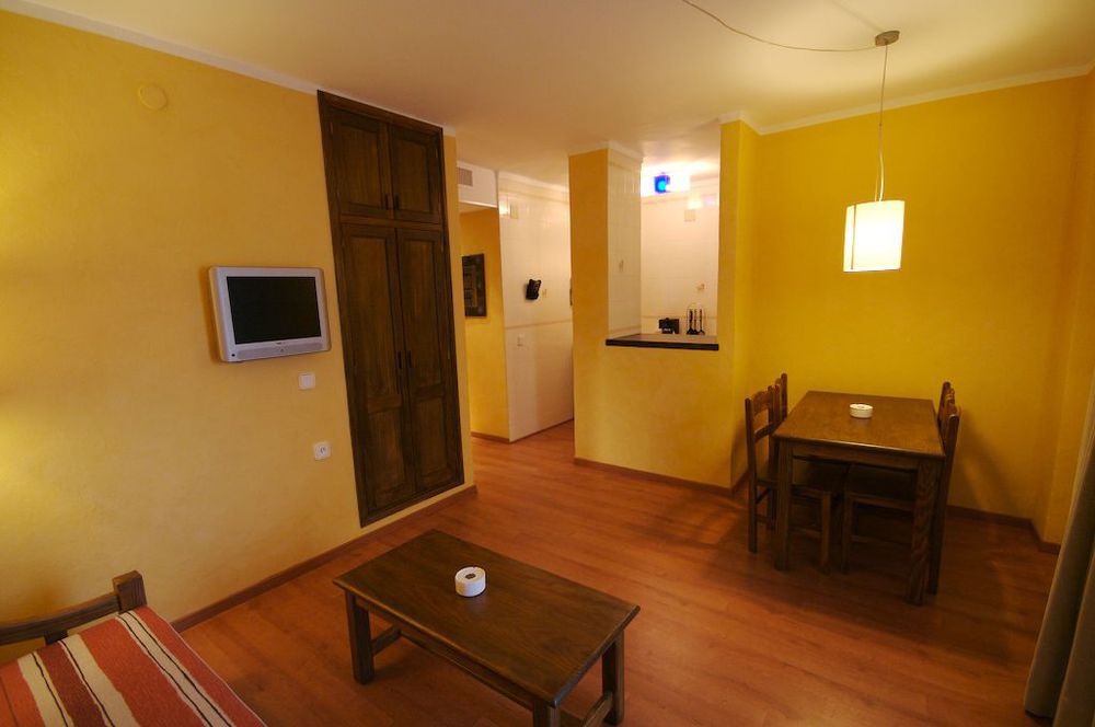 Apartamentos Parot Quality Santa Eularia des Riu Bagian luar foto