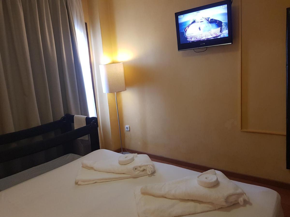 Apartamentos Parot Quality Santa Eularia des Riu Bagian luar foto